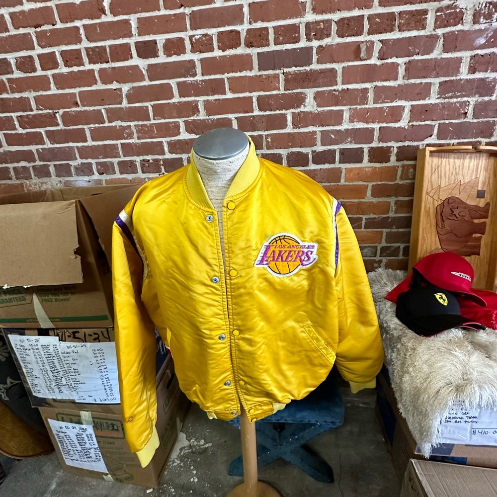 Lakers vintage jacket